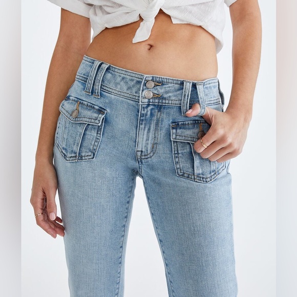 Aeropostale Low Rise Flare small pocket Jeans 10 - Picture 3 of 9